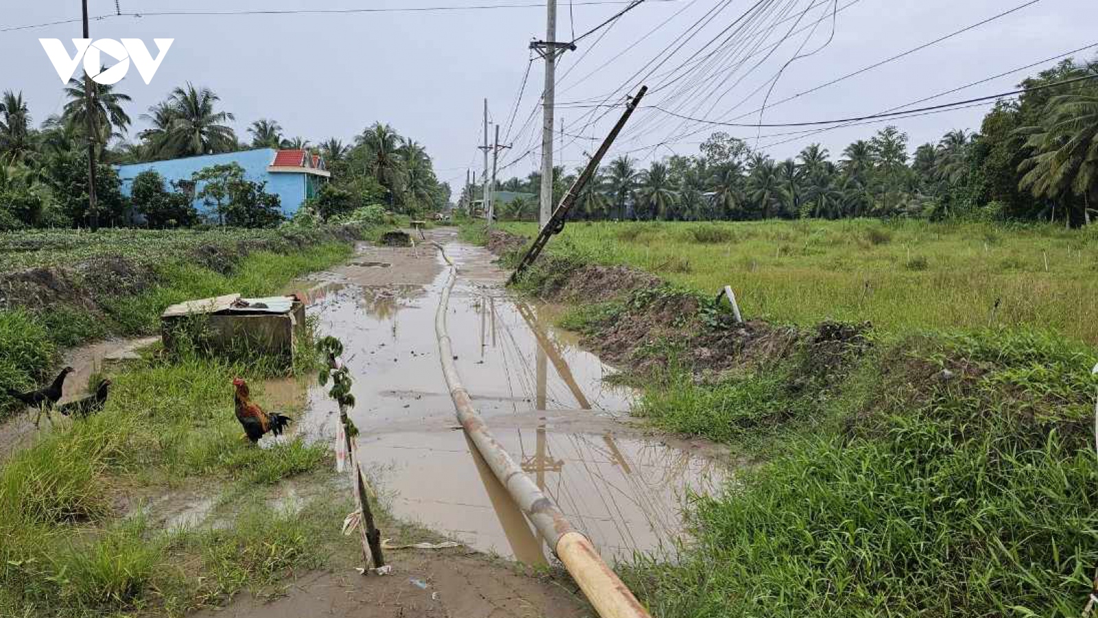 Một công trình tại Tiền Giang thi công dở dang, nhiều hộ dân rất bức xúc